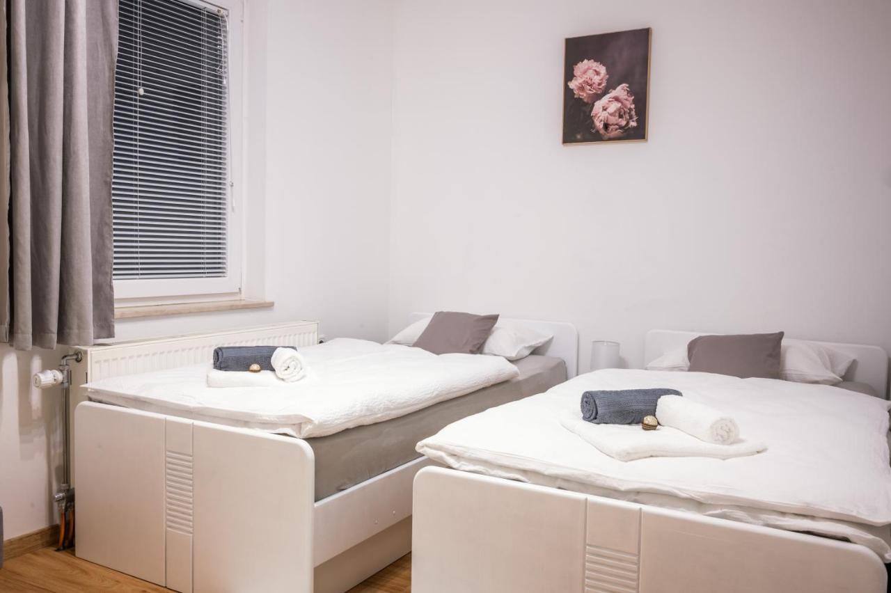 Apartma Tia 2 *
